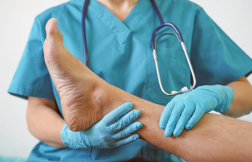 Choosing the Right Podiatrist: Factors to Consider